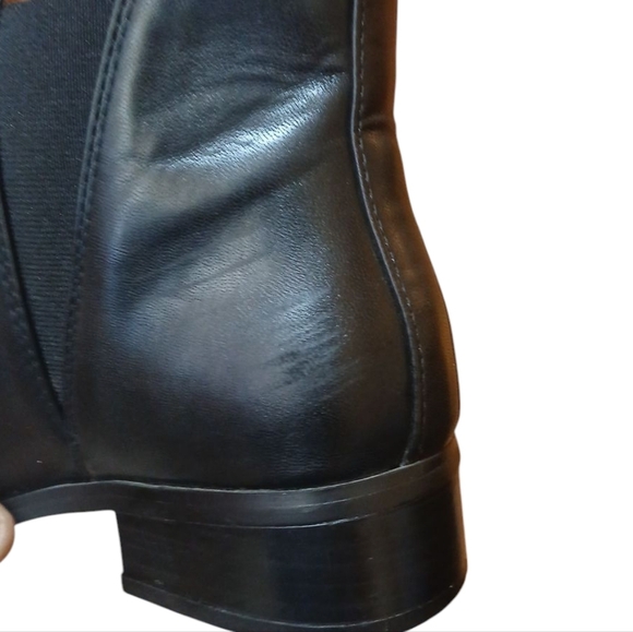 J. Crew Black Leather Ankle Boot Women's Black Chelsea Boots size 7 - Picture 9 of 10